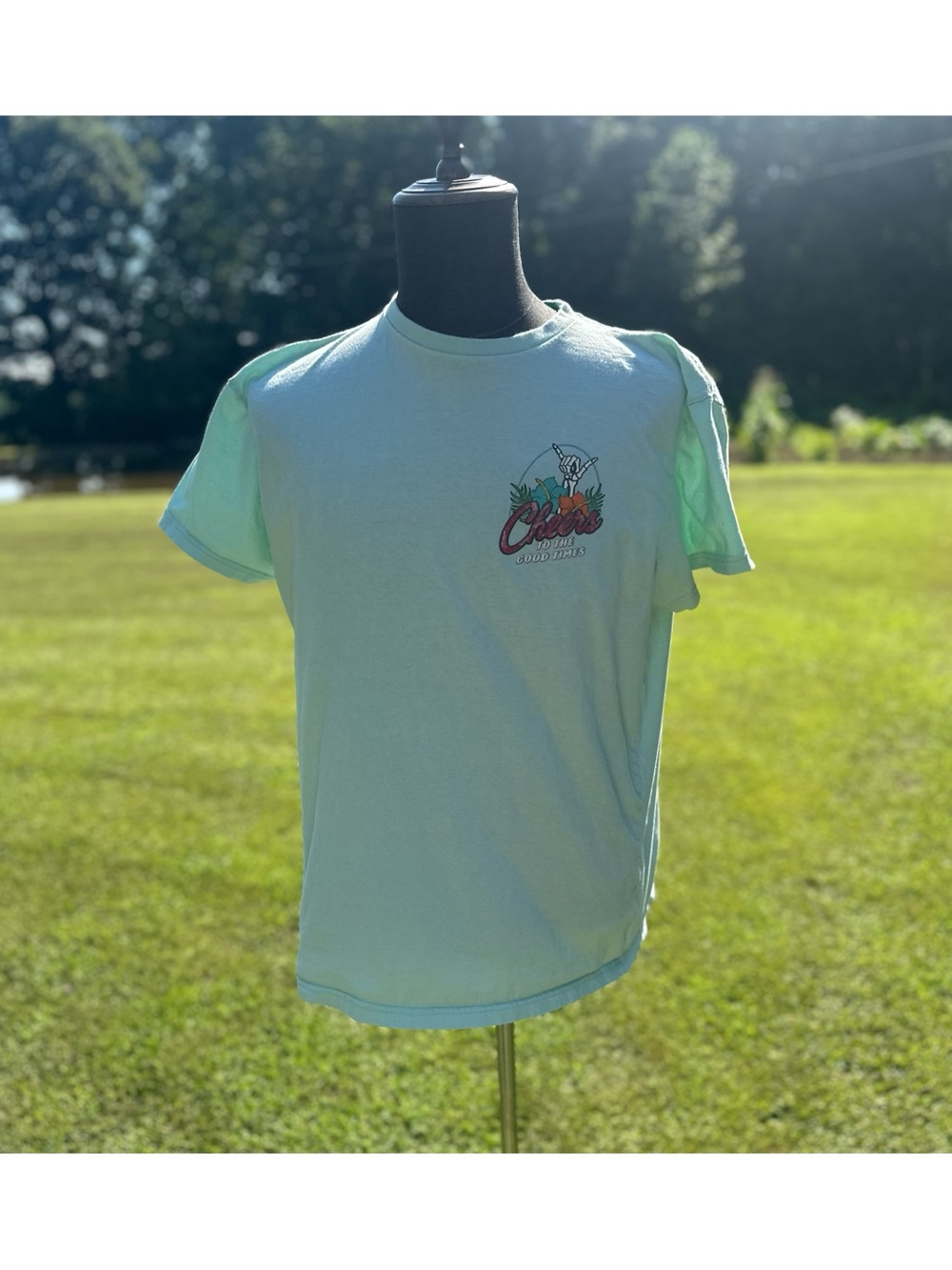 Retrofit Men’s Mint Green Short Sleeve Graphic Tee Size XL